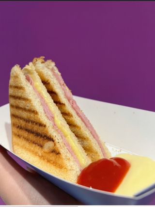 Toast prosciutto e formaggio