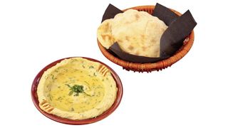 MEZZA Hummus Beiruti i pita