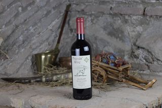 გიოს მარანი მუკუზანი 750მლ