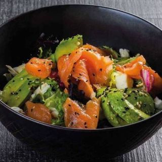 Insalata di salmone