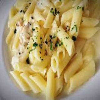 Macarrones Cuatro Quesos