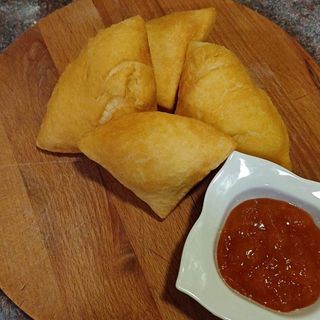 Uštipci sa džemom i kremom