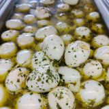 Media de huevos de codorniz 