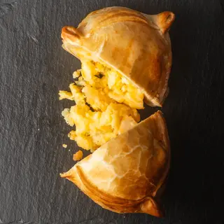 Empanada De 4 Quesos 