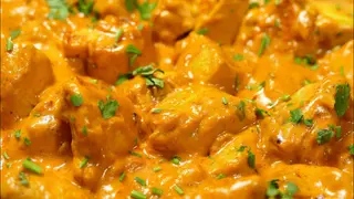 Pollo con salsa curry