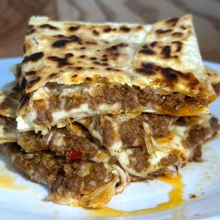 Gozleme cu vita si mozzarella