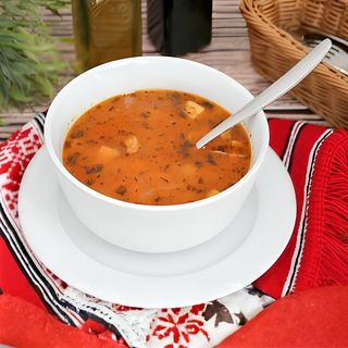 Ciorbă de fasole cu ciolan afumat 150/250 g