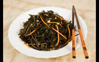 Salata de alge de mare