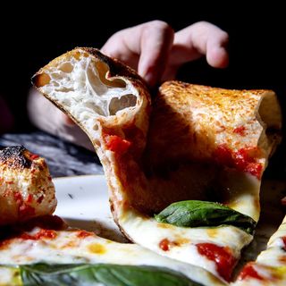 CLASSICA MARGHERITA NAPOLETANA (stesura ruota di carro con diametro 35 cm)