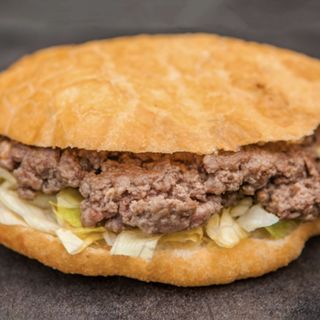 Burger exotique  au boeuf (Bokit)