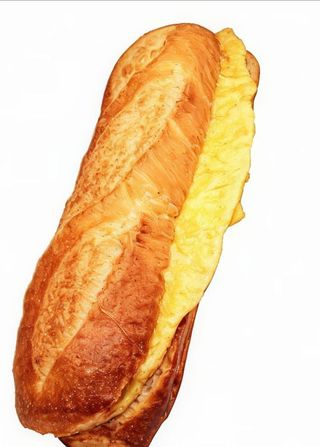 Bocadillo de tortilla francesa