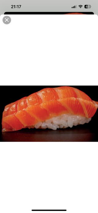 30 Sake fiamma nigiri