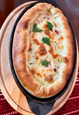 Лангуш зі свининою та білими грибами 400/40 г