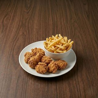 8 Piece Fried Chicken, Large Fries