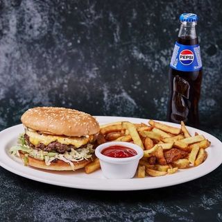 BH bros Cheeseburger, pomfrit i pepsi