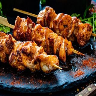 91. Brochetas De Pollo