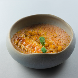 Гречневая каша с карамел. грушей и обожжёнными бананами (380 гр.)