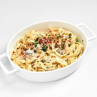 Macaroane cu branza si smantana