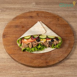 Тортила свинско печено /дърпано/ и гауда 350гр