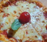 Pizza normal mergueritta