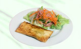 1A. Ensalada Con Rollo