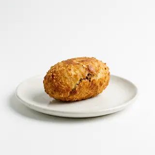 Papa Rellena De Carne Desmechada (1 Ud.)