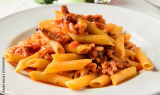 Pennete all' amatriciana