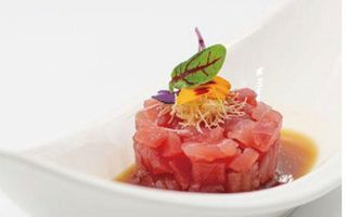 61. Tartare tonno