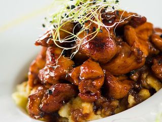 Пиле Адобо (330г)