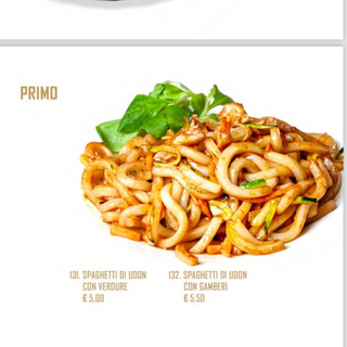 180. Spaghetti di udon con verdure