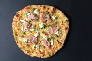 Pizza mortadella