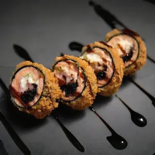 SALMON HOT ROLL 8 Peças