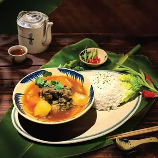 Estofado De Carne De Res- Bo Kho