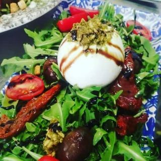 Ensalada Burrata Italiana