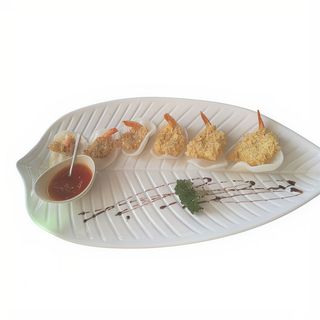 Langostinos Fritos Con Almendra