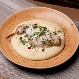 Кролик в вершках з пюре (350г)