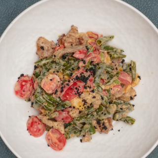 ТЕПЛЫЙ САЛАТ С ГОВЯДИНОЙ ЗАПЕЧЁННЫМ ПЕРЦЕМ И ФАСОЛЬЮ