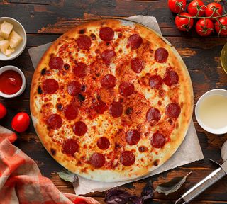 პიცა პეპერონი დიდი