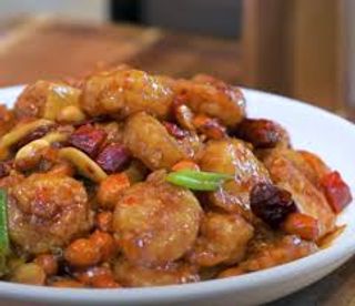 Pollo con gamberi e bambù