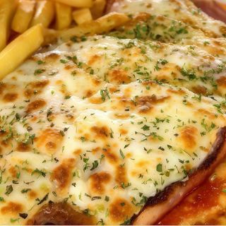 Milanesa de ternera napolitana