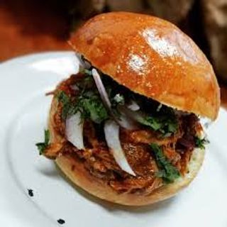 Hamburguesa De Cerdo rellena 