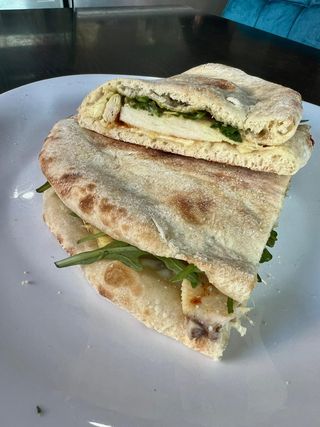 Sendvič Pesto piletina