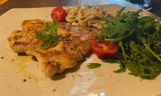 Ćureći file i pasta sa tartufima