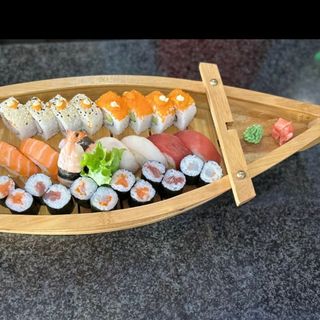 L7.Sushi Mixto (28 Pzs.)
