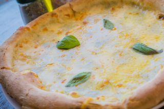 Pizza Quattro formaggi Ø 32cm