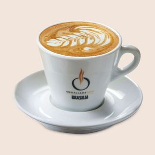 Café con leche tamaño grande