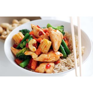 Dry Chili Chicken With Leaks And Cashew Nuts