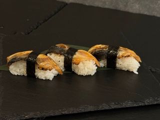 NIGIRI Z WĘGORZEM 3 szt. (80g)