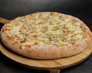 Pizza Quattro Formaggi