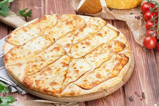 Фірмовий хачапурі Засмаглий грузин (500г)